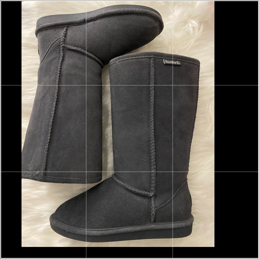 Cute & Cozy Bear Paw winter boot...